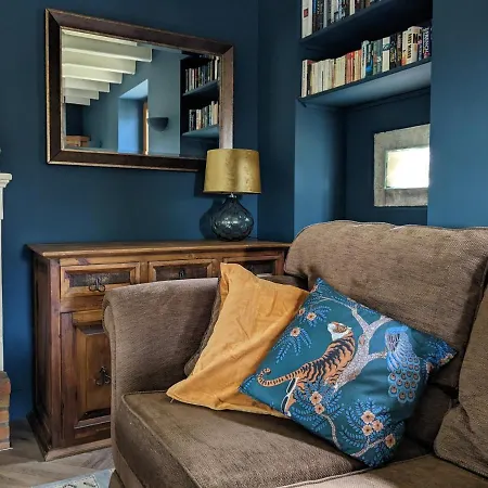 Tatil Evi Beautifully Renovated With Private Pool *